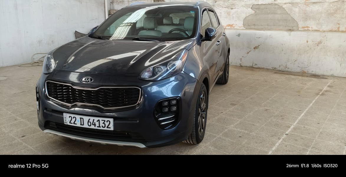 السلام عليكم كيا سبورتج موديل 19 فول مواصفات  عدا الفتحه
رقم اربيل انكليزي باسمي تحويل ثاني يوم 
محرك 2400 ماشيه 78 الف
 مكفوله كفاله عامه ماعدا حادث امريكا 
جاهزه للاخير
 تبريد حدادية
تخم تاير 
مكاني ناصريه الاسكان الصناعي 
***********
السعر 185 وبيها مجال للشراي
