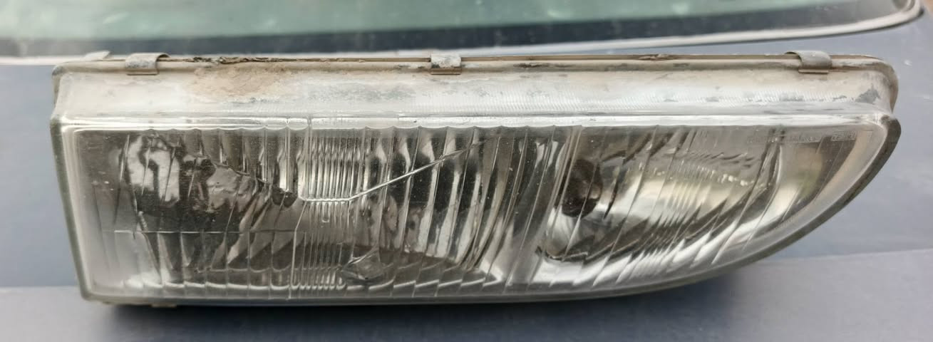 سلام عليكم مازده مال سوناته تو  الجهه اليسرى من يم سايق للبيع السعر 70الف ***********
