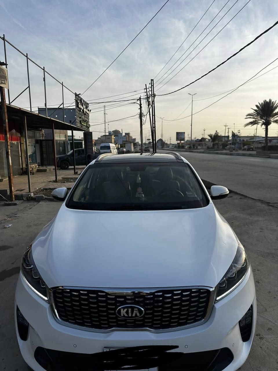 سورنتو موديل ٢٠١٩ شكل٢٠٢٠  رقم بغداد باسمي ماشيه (٩٣) الف فول السياره فتحه
٦ سلندر محرك ٣٥٠٠
مكفولة السيارة ماعدا بارد قليل مصلح نفسه  السعر (٢٦٥$) وبيه مجال بسيط وهذا الرقم *********** .
