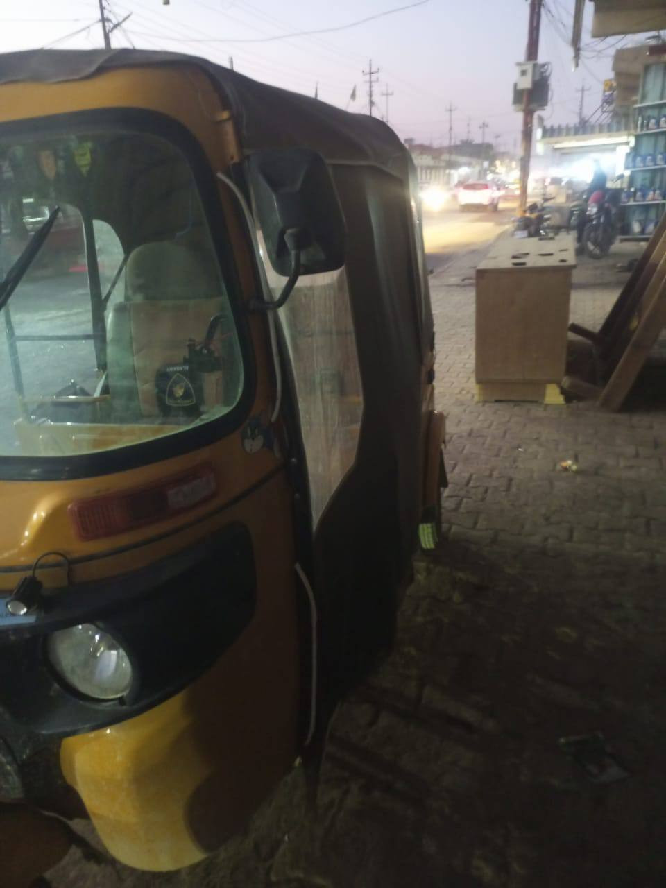 سلام عليكم تكتك لبيع حلوه ونضيفه أخذته مشلاع دين أوراقه ضايعه اتكفل سرقه ٥ سنوات مال شغل موديل ٢١ السعر ٢٩٠٠ وبيه مجال اخوتي الي موشراي لا يطب المكان ديالى الخالص ***********
