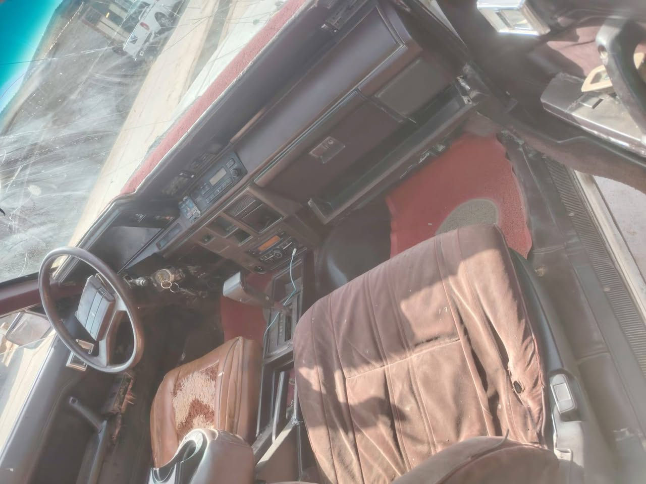 سوبر )85) كيرمكينه شرط رقم انكليزي بغداد تحويل مباشر السياره جاهزه العنوان ذي قار الرفاعي ***********)***********السعر) 36)
