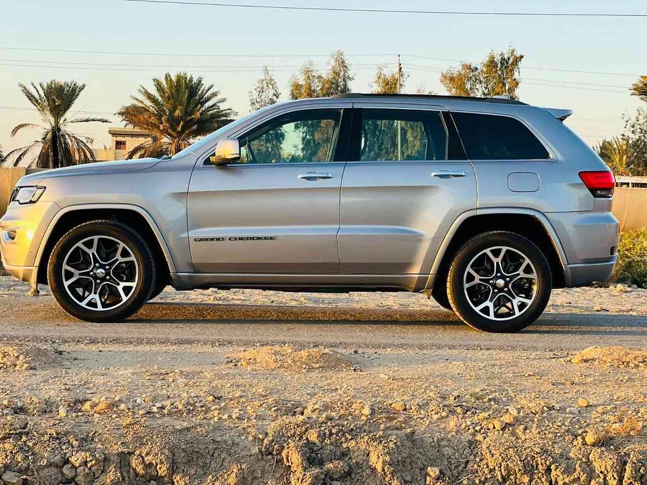 السلام عليكم
للبيع جيب لمتدد فول مواصفات موديل 2019 رقم اربيل انكليزي السياره بااسمي
خليجي ماشيه ٩٤ الضرر جاملغ الأمامي شخط بدون ضرر داخلي
السعر 270 وبيها مجال
العنوان بابل اسكندرية
*********** بي واتساب
