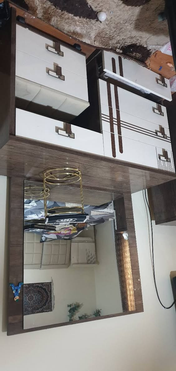 غرفه نوم للبيع 
٧ قطع 
٤٠٠ الف دينار فقط
افروستي
طابق ارضي


**إذا كنت صاحب هذا الإعلان وتريد حذفه لأي سبب، رجاءا أرسل رسالة إلى الدعم الفني**