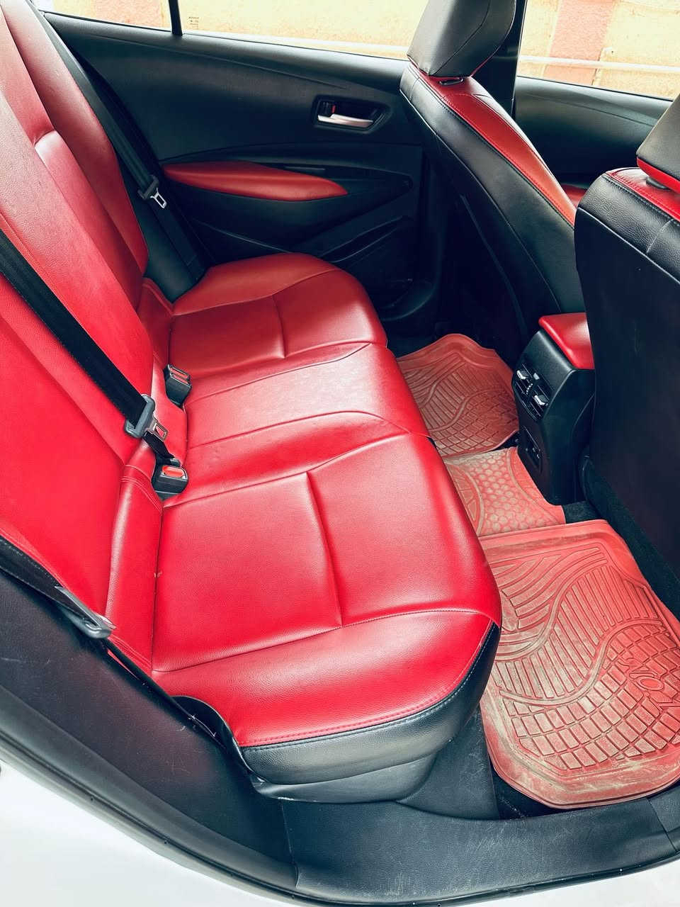 كورلا2023 علامه زركه كفاله عامه ماشيه78 الف فول السياره ما بيه نقص السعر150$ العنوان ناصريه مركز***********
