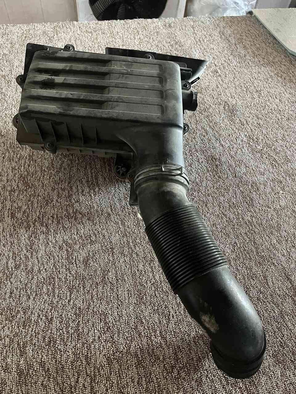 شوته بلاديه مال كولف Gtlالسعر ١٠٠ وبيها ماجل ***********
