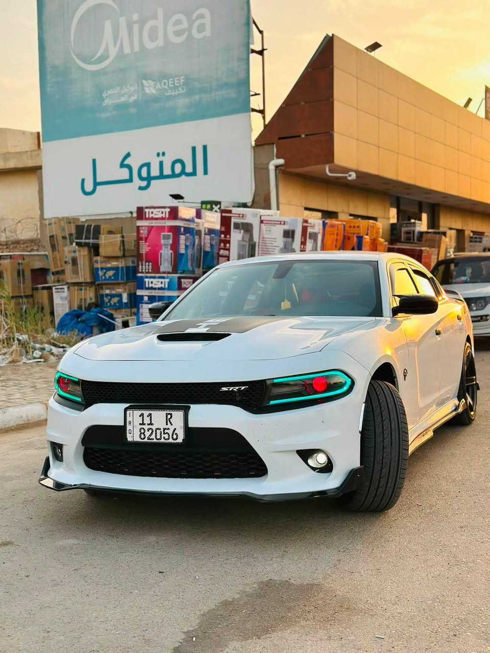 سلام عليكم
للبيع او مراوس

جارجر مديل 2016

R/T 

معروفه مواصفات ال 

رجان الي ميعجبه السعر خل يعبر المنشور اكو حته ب120
سعر السياره 190 وبيها مجال

كير مكينه كفاله السياره مابيه حادث 

حادثها سرقه جاملغين ورجعيهن عله رقم الشاصي مابيها قطره صبغ تروح لسونار بوجهك 

عليها برمجه حلوه 

عليها اكزوزات صوتها حلوه 

عنوان السياره كوت 

***********
