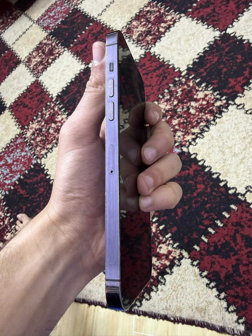 السلام عليكم ايفون ١٤ برو ماكس ذاكرن ٥١٢ بطاريه ٨٧ مبدله مستعمله  الجهاز مبدل شاشه وكامره مال تلفون ثاني تفصيخ والفيس ايدي يرادله برمجه الباقي كله شغال تلفون استخدامه مال بلاد كله نموذج m عربي السعر ٥٢٥ وبي مجال بسيط مكاني بغداد الاسكان شارع مستشفى الطفل الاستفسار ***********
