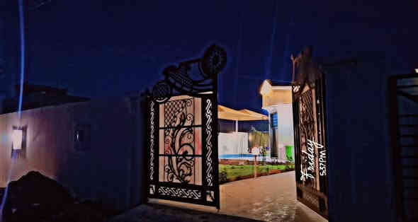 السلام عليكم ورحمة الله وبركاته
 مزرعة للبيع مساحتها  520 متر     
الواجهه 17 متر  والنزال 33 متر
طابو زراعي سند 25 ع طابو البياع  اقرار محكمة من المالك الارض 
 لاصحاب الاستثمار ايجارات اليومية  والاستراحة
 العنوان بغداد الدورة البوعيثة
للأستفسار خاص او الاتصال على الارقام     ☎️***********☎️
☎️***********☎️
