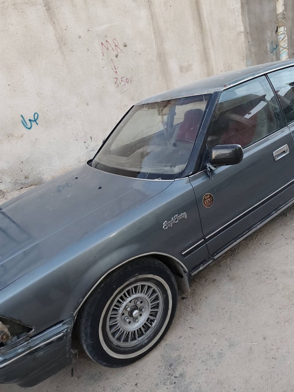 بسم الله هارتوب رقم بصره مديل 91 مشروع وطني سنويه مجدده محرك ثنين ونص جديد مكفوله كص ونقل دواخلها نظيفه جعمغه وباور حلوات تخم تاير حرفش جديد كهربائيات كلها شغاله سعرها 24 وبيها مجال شويه *********** مكاني بصره الزبير
