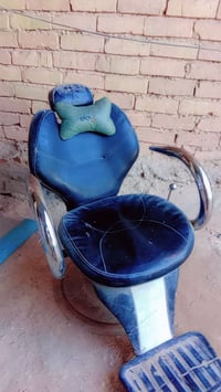 كراسي • للبيع • ديكور