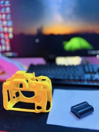 بطاريه نيكون  جلاتين نيكون D750   سعرهم 30 الف مع التوصيل لكل محافظات ...