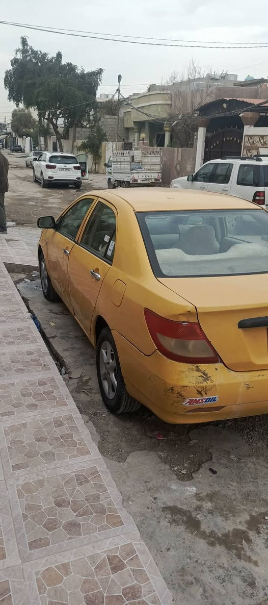 بي واي دي نحله بيع او مراوس 
يالله السلام عليكم بي واي دي نحله موديل 2010 كير محرك مستيبوشي سياره مكينتها حلوه كشرهاا شوف العين مابيهاا نقص صدر تايرات كهربائيات كلها كامله بدون ضربه فقط تبديل جاملغ اليمنه امامي داخلهاا حلوو مدوشمه جديد صاحبها موجود ومستمسكاته موجوده كلهات ونقابه موجوده بس تليفونه مغلق ع عنوان ينلكي مكفوله قانونيات وعشايرر سعرها 30 وبيها مجال للطيبين مكان السياره كركوك للأستفسار ***********..👍
