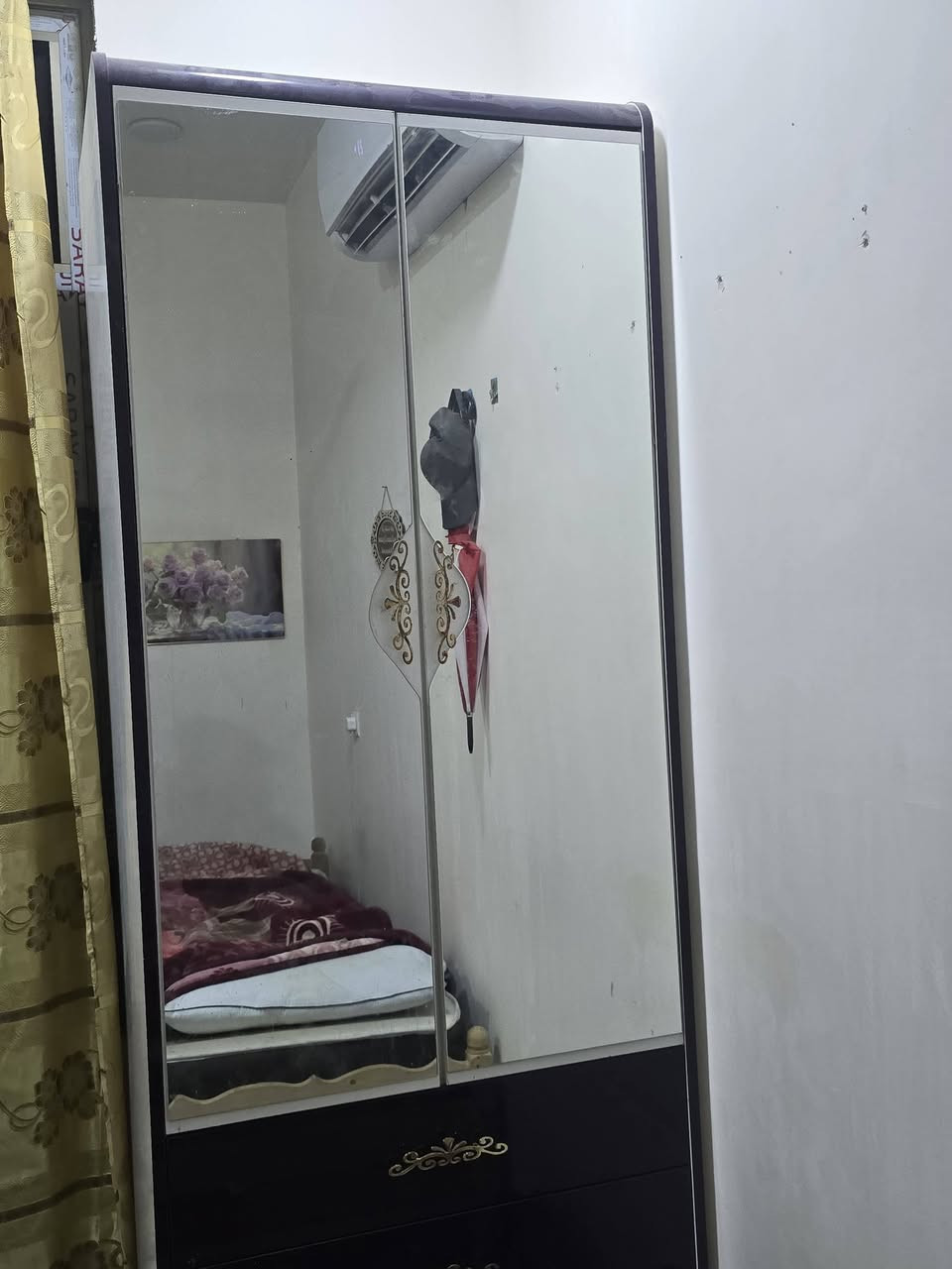 السلام عليكم
كنتور مرتب ونظيف وكبير للبيع 
مكاني شارع الواحة الزراعي مقابل شارع الشرطة
رقمي ***********
