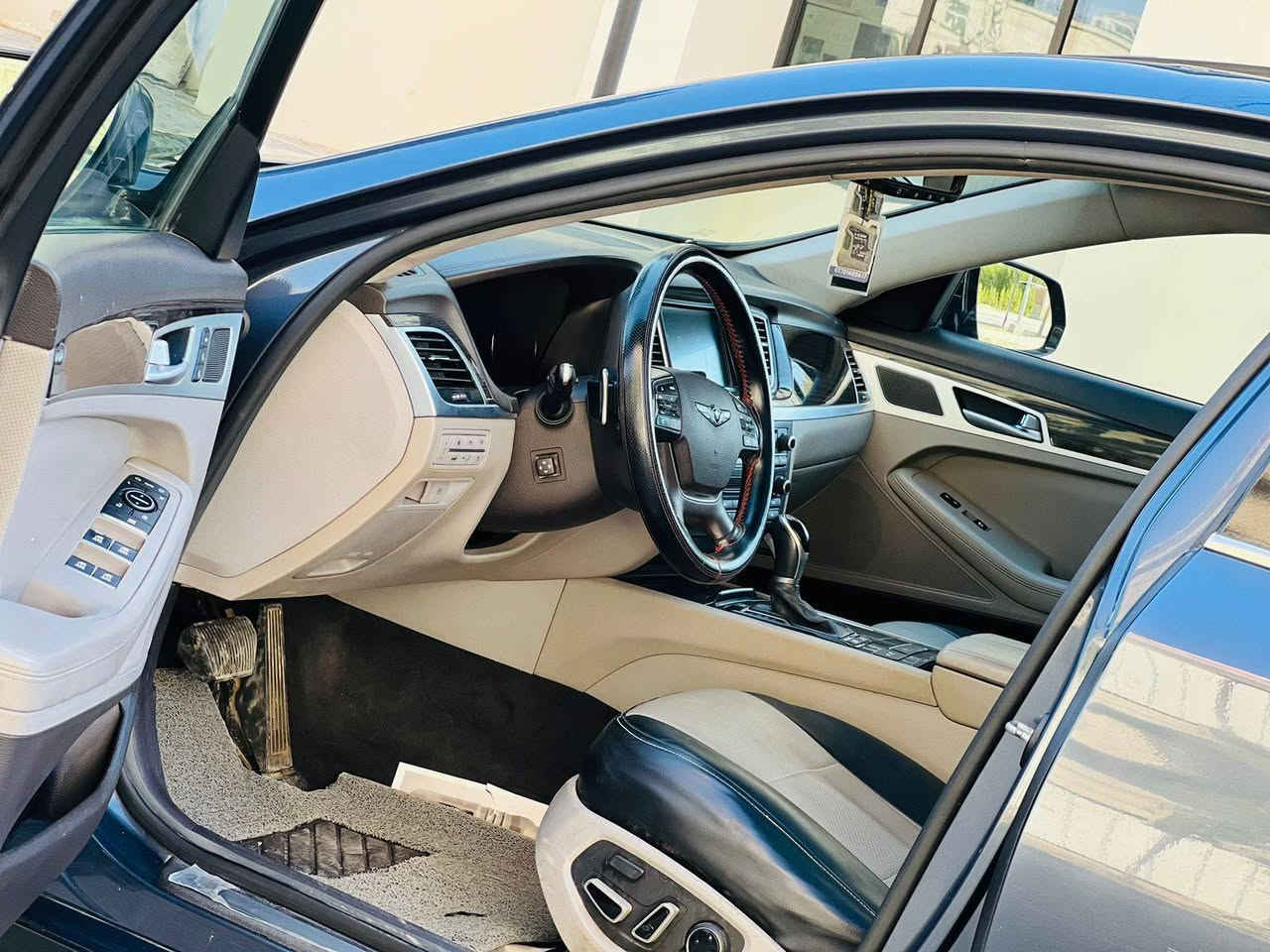 جنسزز مديل 2017 سعر 153 وبيه مجال مواصفات فول للاستفسار الاتصال *********** وارد مريكي صبغ قبق جنطه ولباقي كفاله عامه مواصفات فول بنرامه بصمه تشغيل بصمه بواب كشنات جلد+تدفئه تبريد بلكشن سياقه ذاتيه شفتات بلستيرن ثلث وضعيات قياده حساسات أمامية وخلفية شاشه جبيره توقف ذاتيه كشنات كهربائي برده خلفيه مري شفط وبعد بيهه هواي مواصفات مكينه سته 6سلندر 3800 مكينه وكير مكفولات حداديه جديدهه تخم تاير جديد تبريد شغال ثلج سنويه لل 30مشروع وطني سيارهه جديده وجاهزه وأي نقص مابيهه مكان سياره كربلاء كربلاء, العراق
