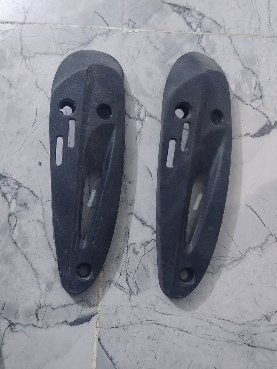 تفصيخ كامكو مكاني قلعه سكر 
واقيات صالنصه جدد الوحده ب5

لحيه بجم 15

سكنات زوج ب50

مرايات كامكو لبلاديه الزوج ب10

كفر امامي ب20

مرايه تك ب5

كلجات كامكو رياضي استخدام اسبوع 75

دشبول ب20

سواد كفر امامي الواحد 15

واير كيلو متر ب5


**إذا كنت صاحب هذا الإعلان وتريد حذفه لأي سبب، رجاءا أرسل رسالة إلى الدعم الفني**