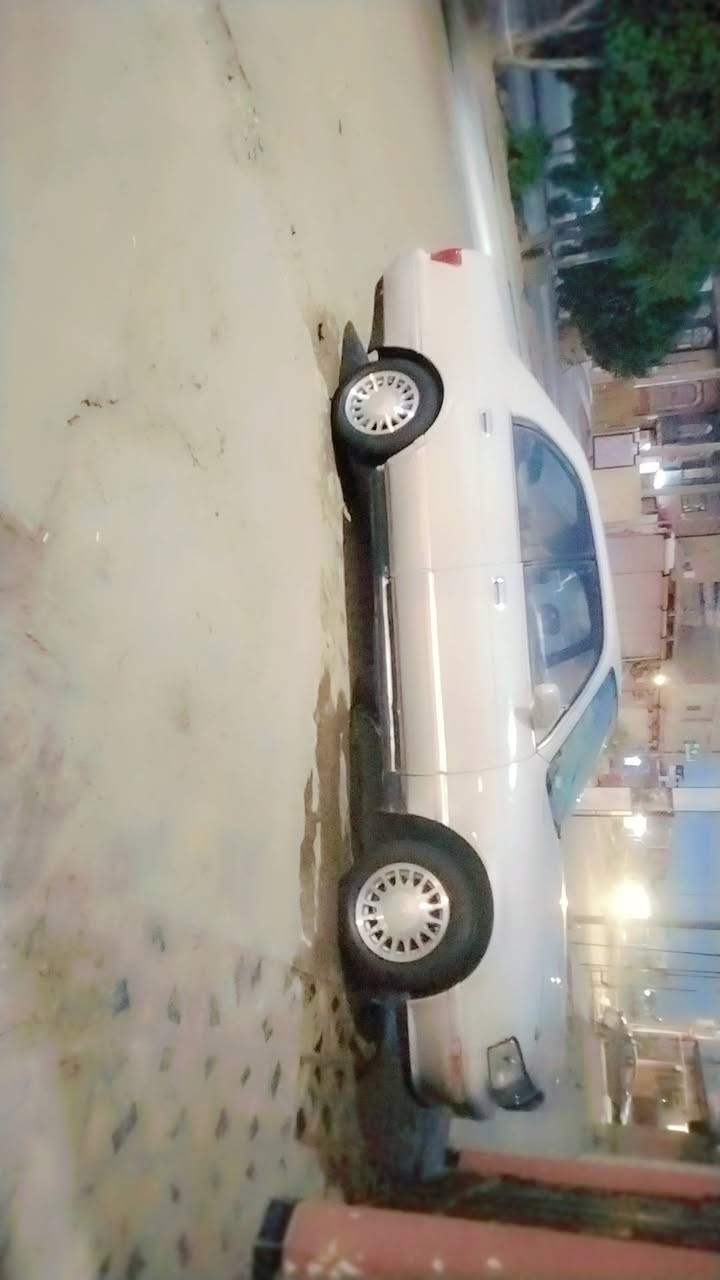 سلام عليكم شباب بطه منفصل للبيع 

سياره جاهزه هسه صابغه عام مكينه كير تبريد كله شرط رقم انبار مشروع وطني سنويه ل 29 

مكانها البصره *********** السعر 55
