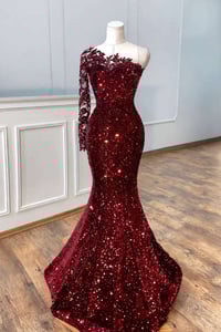 فستان حفلة • مقاس 40 • لبسته ساعتين