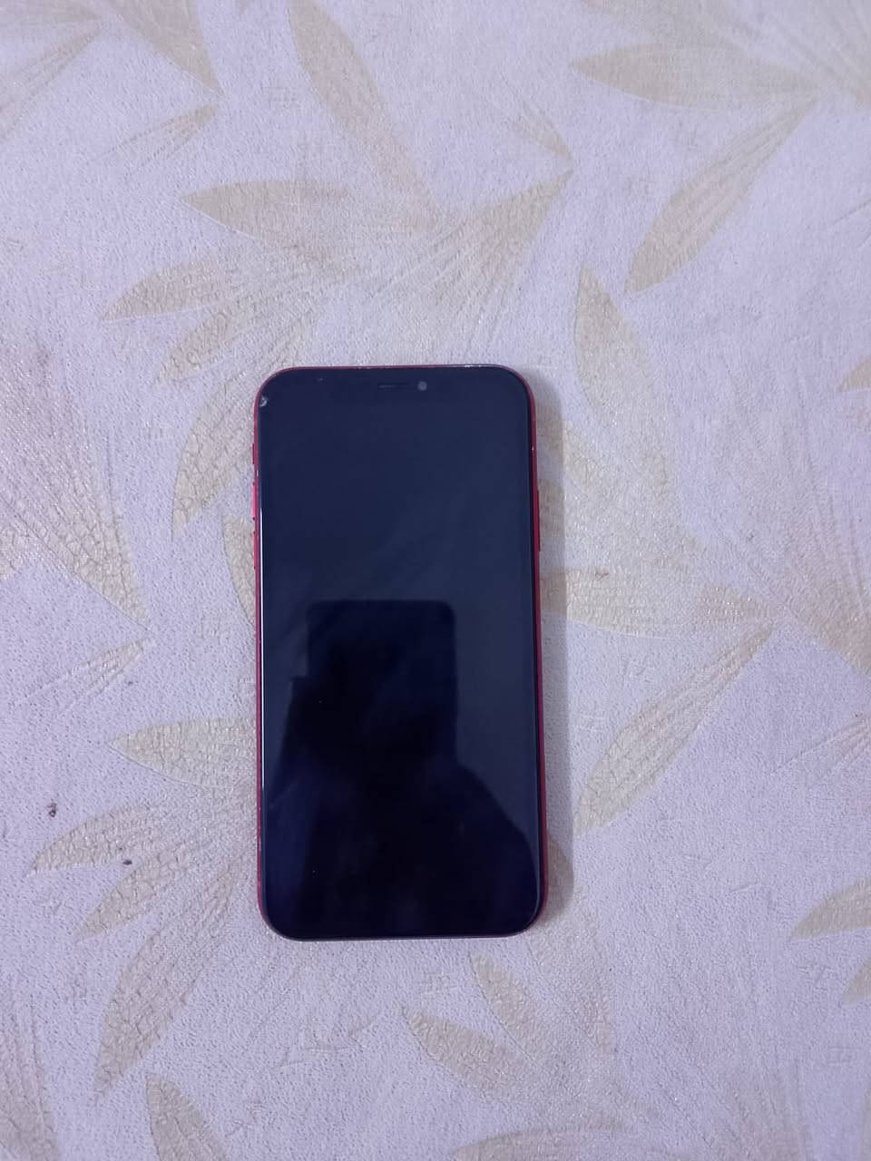 سلام عليكم ايفون اكس ار/ نضافته80/100 الجهاز فقط بي هذ الفطر بل الضهر وبل شاشه الجهاز بطاريته 🔋100/الذاكره128  السعر 140 وبي مجال حك الجيه الجهاز نضيف العنوان بغداد مدينه الصدر اي ستفسار اتصال 📞 ع هذ الرقم*********** متواجد وتساب
