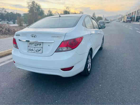 ئه كسينت ٢٠١٢ناو زه رد 
گيرو مه كينه وته بريد به شه رت  سه نه وى نوييه  
 مالى دوسته سه يه ره كه چركه ى تيدا نيه چوار تايه ى نويي له ژيره ته نها ٣ پارچه و په له يه كى بوياغه  
سعر ٨٧ كه ميك مه جال 
***********
*********** بيجي
