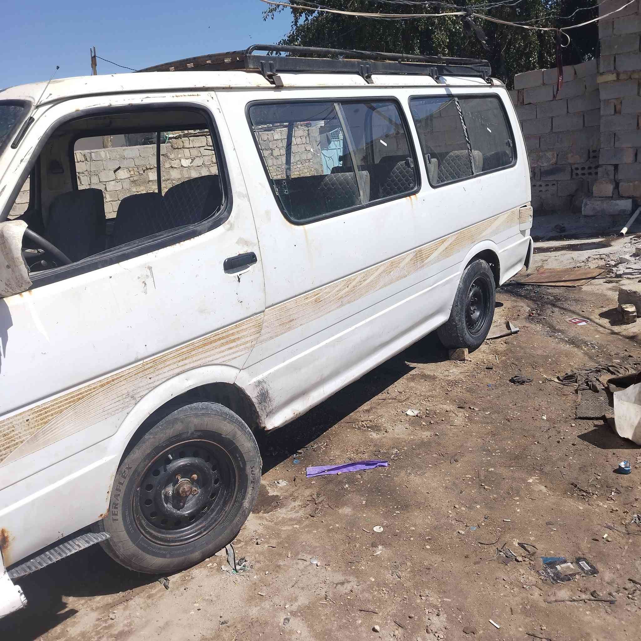 سلام عليكم كيه فتون موديل ٢٠٠٩ كير مكينه واكسن خير من الله كهربائيات شغاله تخم تاير سلف جديد باتري جديد سياره جهاز غرفه نضيفه شواصي نضيفه سياره جاهز كبل الشارع مانقصه شي سعر ١٦، ***********
