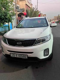 سورنتو  مديل 2014  خليجيه. محرك 2400 7 راكب. رقم ديالى  مشروع وطني  مك...