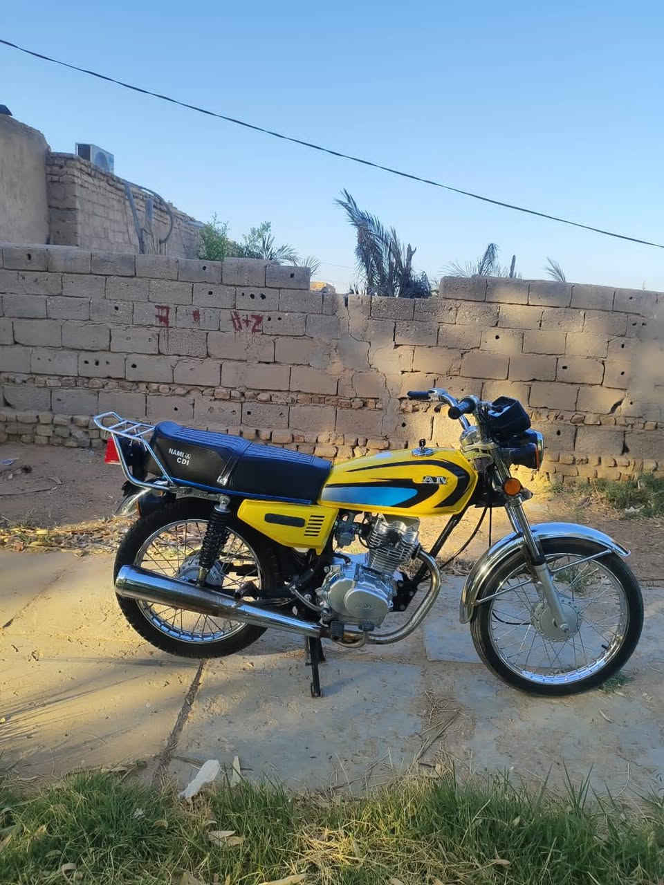 سلام عليكم شباب دراجه موديل 25وراق سكنر دراجه مكفوله كفاله عامه وسعره ب800وبيه مجال وشراي يشلع عليوني مكان دوانيه سدير ***********
