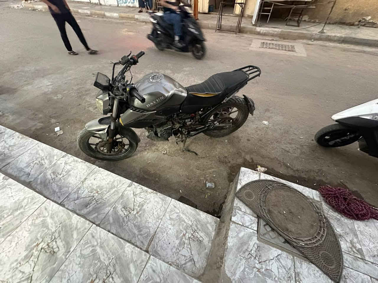دايوان ميكا للبيع  600
صالصنة ملحومة والقبق مال تانكي مابي براغي 
مابيه دواسات گلب وشوف وبريك خلفي مابيه


**إذا كنت صاحب هذا الإعلان وتريد حذفه لأي سبب، رجاءا أرسل رسالة إلى الدعم الفني**