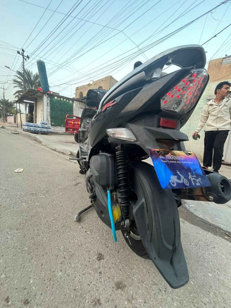 بغداد البياع
سلام وعليكم دراجه جيتي ار الدراجه نضيفه حيل للبيع  الدراجه نكره بأي وقت دبل اشاره رباعي كهربائيات كلها شغاله دراجه نصبتهة حلوه السعر 750وبيهة مجال المكان بغداد البياع رقم الهاتف ***********
