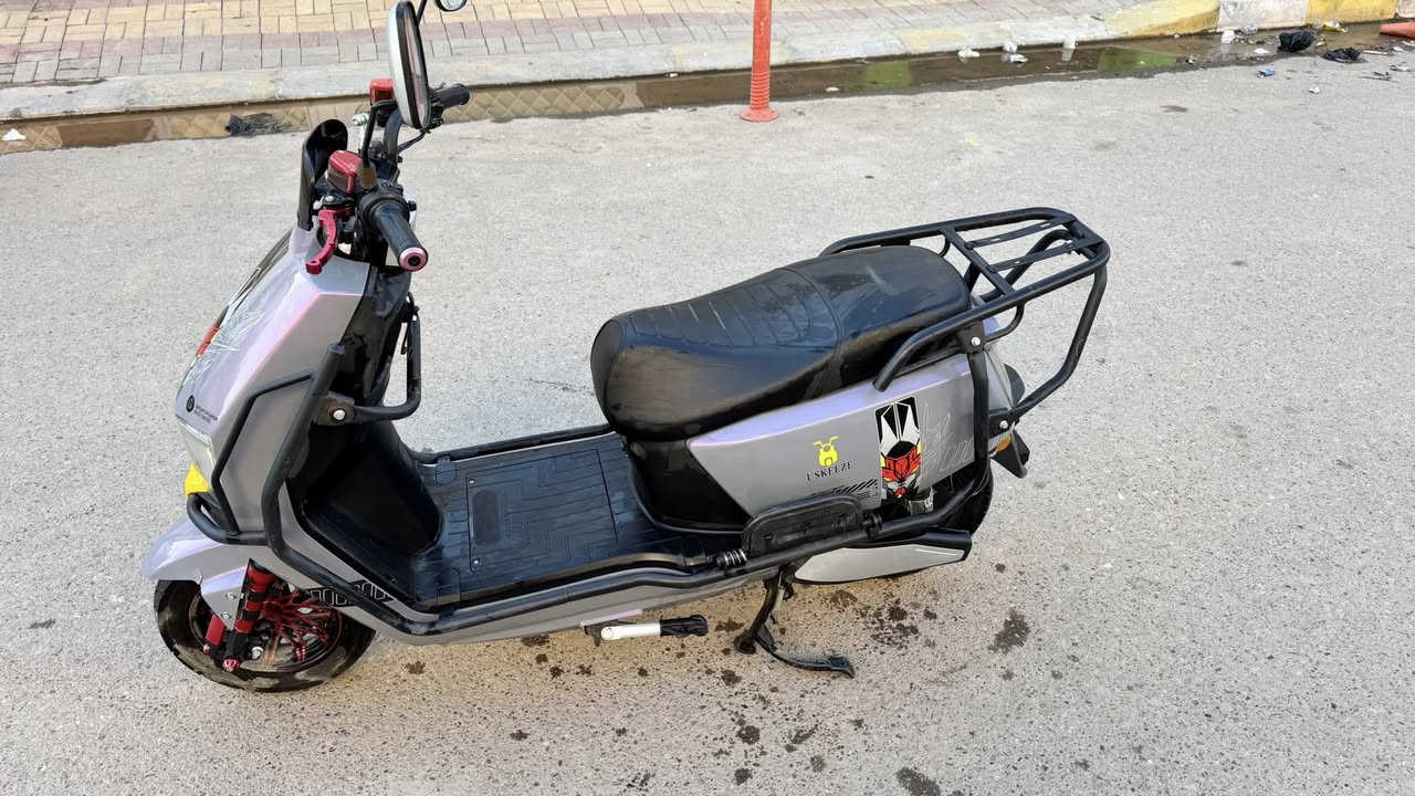 السلام عليكم موطور شحن للبيع نضيف حيل سعره 650 الف *********** تواصل واتساب
