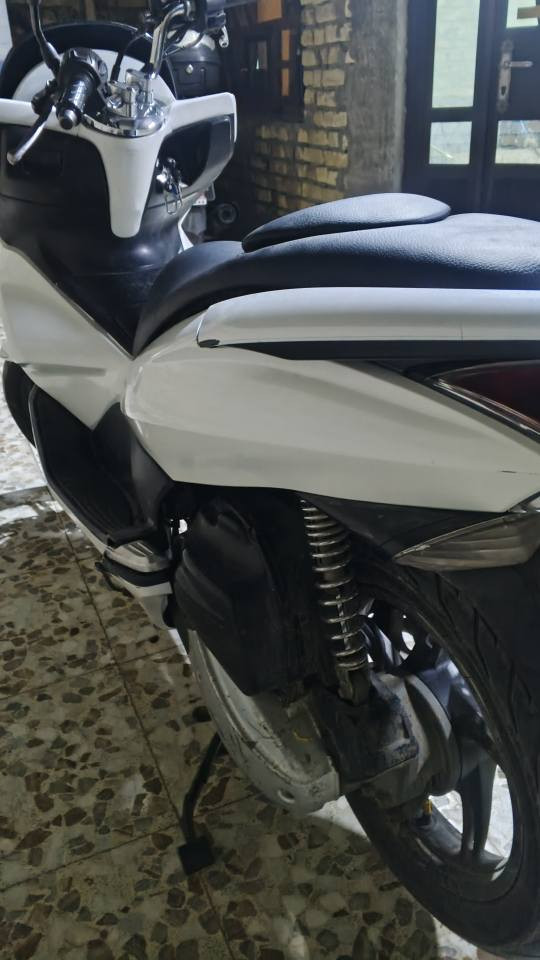 سلام عليكم دراجة للبيع شغاله جديده بس فتحت البلك ونسحك مكانها بغداد الشعب شارع الصحه السعر مليون وبيهة مجال اوهاذ رقمي *********** بغداد, العراق
