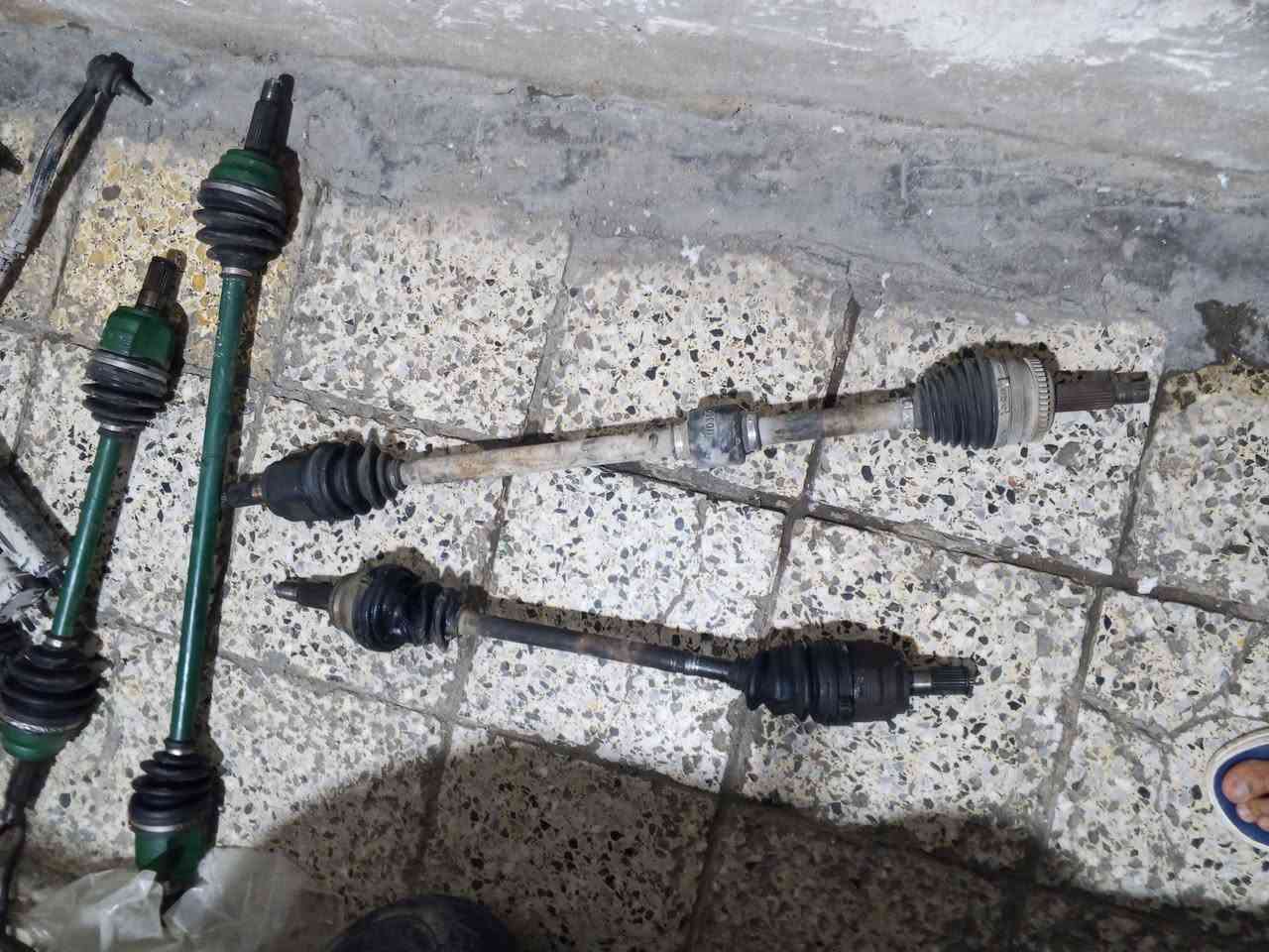مشط النترا مضلع مجفت وكامل السعر70
درايم شفتات اصلي يرادلهم صلايب 80
درايم شفتات صيني درجه أوله جدد 100
شاشات النترا مضلع 2 ب40الف 
كاتم صوت كزوز 75
مباخر النترا مضلع وحده جديده اصليه وحده تفصيخ ثينهم على الفحص ب80
دبل كامل معه اللوي ب50 الزوج


**إذا كنت صاحب هذا الإعلان وتريد حذفه لأي سبب، رجاءا أرسل رسالة إلى الدعم الفني**
