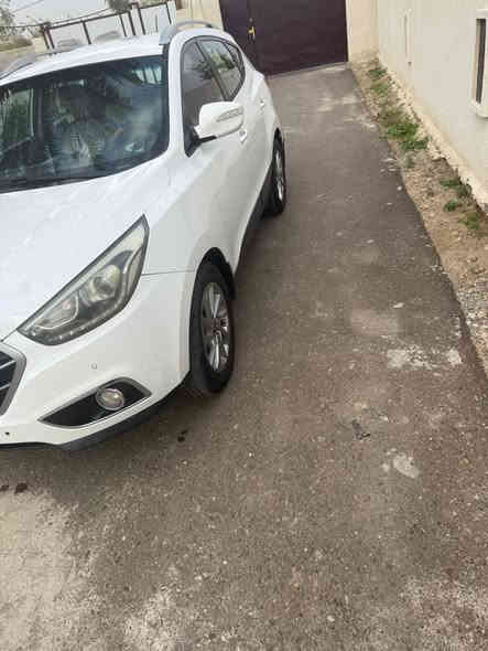 السلام عليكم توسان خليجي 14مكينه وكير وحداديه وتبريد كله بشرط وتخم تاير جديد سياره احلا من الصور 
رقم ***********سعرها ١٥٤بيها مجال(او مرواس حسب القناعة ونطي فرق )
