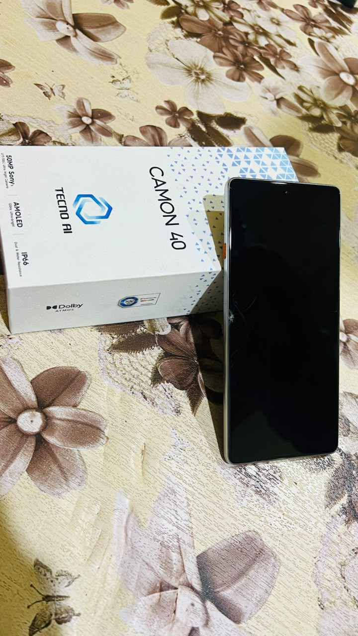 تكنو ٤٠ 
ذاكرة ٢٥٦ 
جهاز جديد استخدام ١٥ يوم 
بس طاح وصار بي فطر مامآثر كلش 
كلة مضبوط وجديد سعر ٢٤٠ هذا رقمي *********** ابو الخصيب, البصرة
