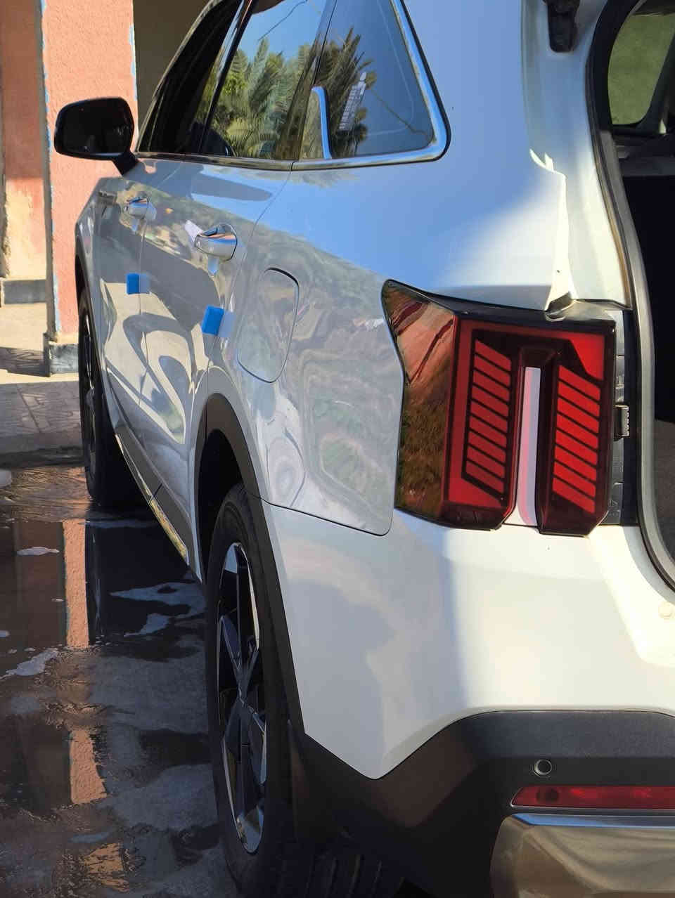 للبيع كيا سورنتو ٢٠٢٤ خليجي
فول مواصفات عده لبنوراما 
لد امامي خلفي بلاجكتور 
حساس امامي خلفي 
اشاير بلمري مري شفط 
٧ راكب ٣ قطع تبريد 
داخل لونين شاشه متصل 
ماشيه ٤٠ الف 
كشنات تدفأه 
كشنين كهرباء 
كير ماوس 
٦ سلندر 
شفتات سرعه 
مكان واسط صويره 
سعر ٣ شدات وعشرين 
***********
