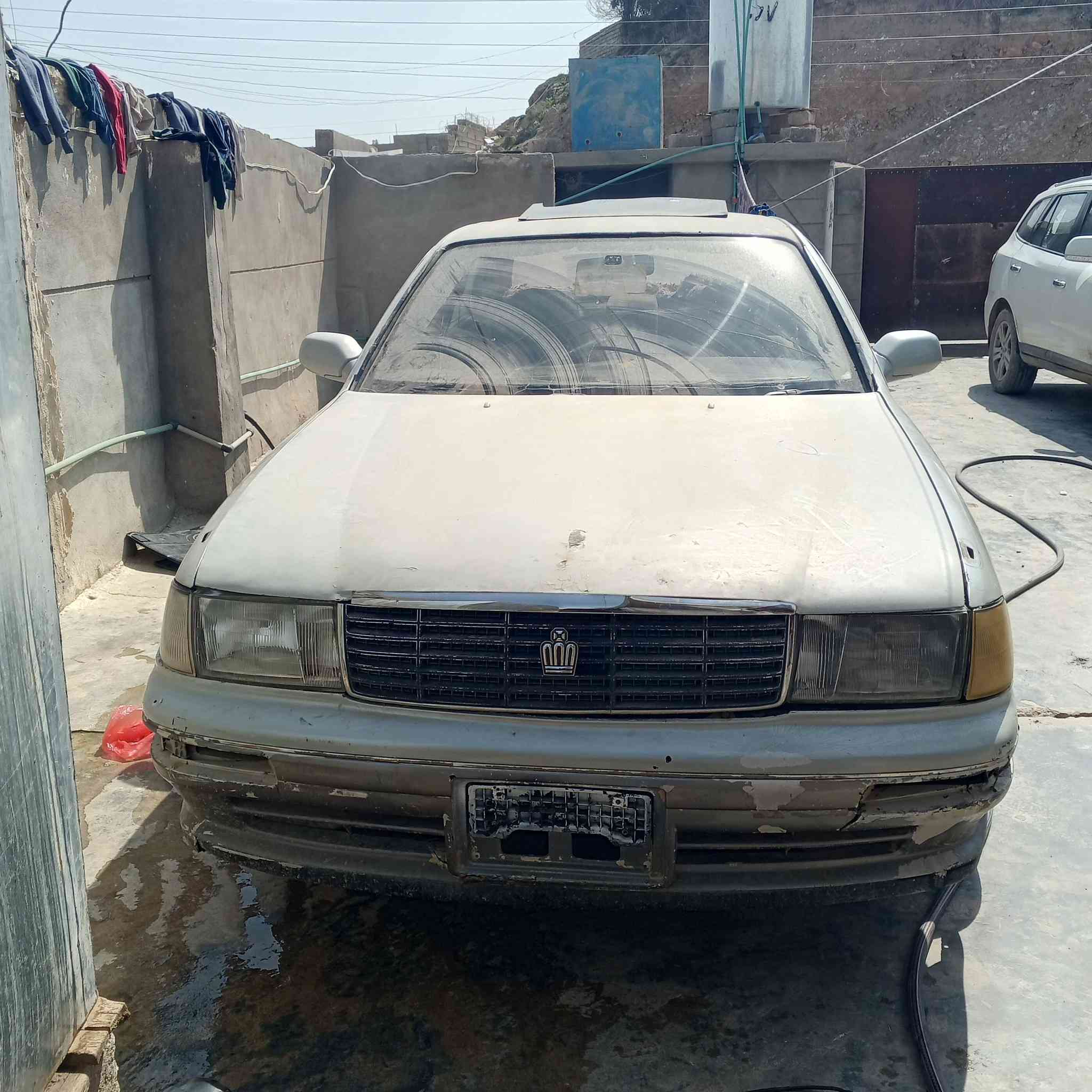 سلام عليكم بطه للبيع سعر 12 وبيها مجال ***********
