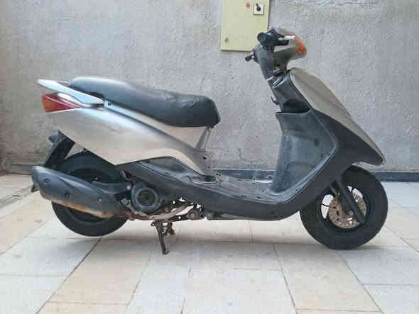 بريز ١٤٠ كابريتر محرك بلادي مكفول ناعم شلعه ومعدل سلف وهندر كهربايات كله شغال مختمه منفيس بيه السعر ٦٠٠ مكاني البياع ***********
