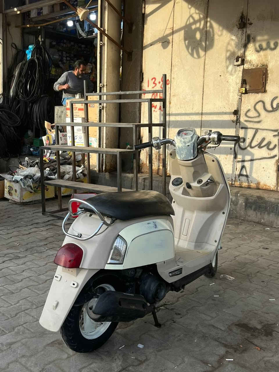 السلام عليكم دراجه بوليس   ما مفتوحة على البلاد
المكان بصره شرع الجنابي ‏الاستفسار دك علي هذ الرغم ***********￼
