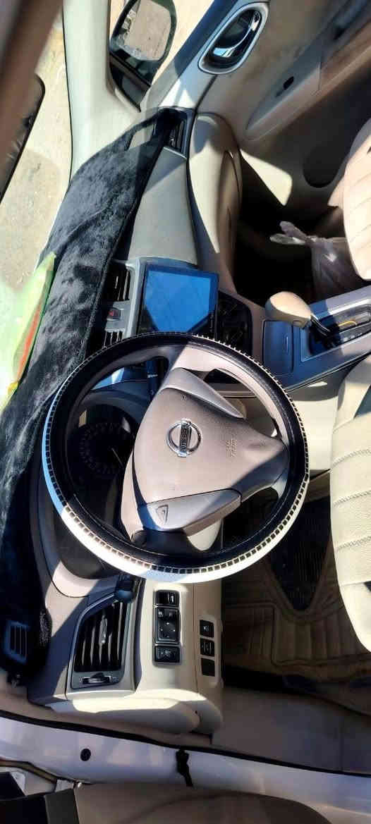 السلام عليكم ورحمة الله وبركاته
للبيع نيسان سنترا 2017 خليجي
مكفوله من الصبغ ماشيه 80
السعر ١١٦ وبيه مجال
المكان صلاح الدين العلم
للاستفسار اتصل ***********
