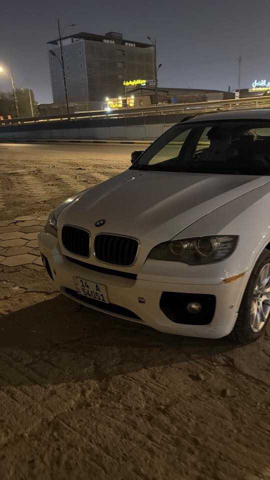 BWM X6 سياره 12مسجله 14 مصبوغه حزام لجماليه فقط من غير حادث ومبدله مكينه جديده كهربائيات شغالات بلاد كشنات كهربائيه فول مواصفات ماناقصها اي شي سياره حُـلووهہ وجديده العنوان البصره لاستفسار *********** السعر 125 وبيها مجال لشراي
