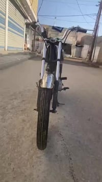 دراجه للبيع مقفوله من سرقه كلك سعر خاص تواصل على هذا الرقم دراجه 07868...