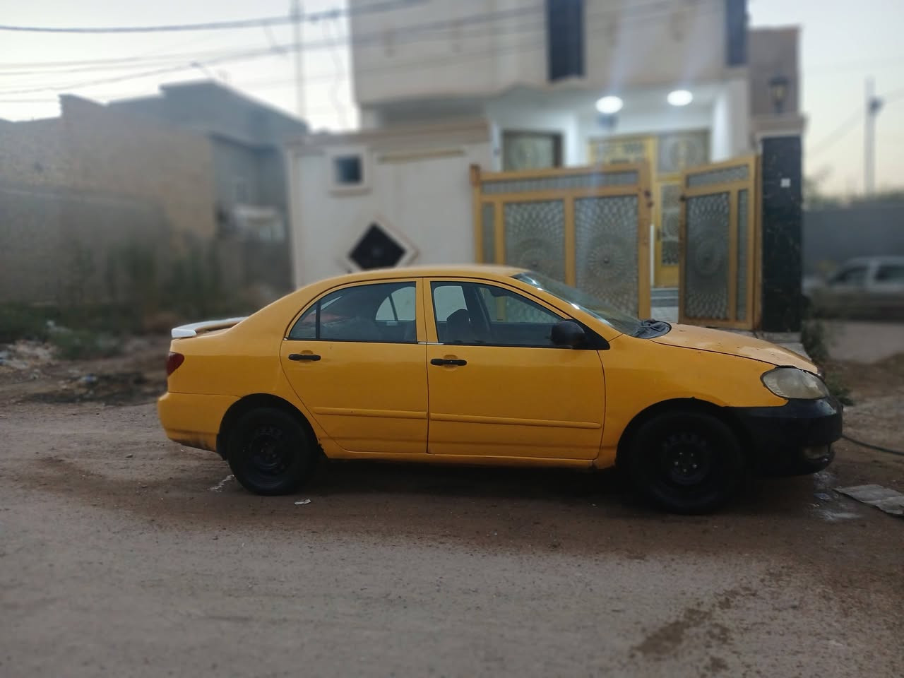 كورلا نحلة 2008 بأسمي كير ممتاز محرك 1800تبريد منظومة كاملة جديد باتري جديد رقم انكليزي انبار ضريتها جاملق وبنيد الأيمن.  سيارة كدامك السعر 65 مجال بسيط رقمي ***********. مكاني فلوجة شارع ابو النسور البرديني
