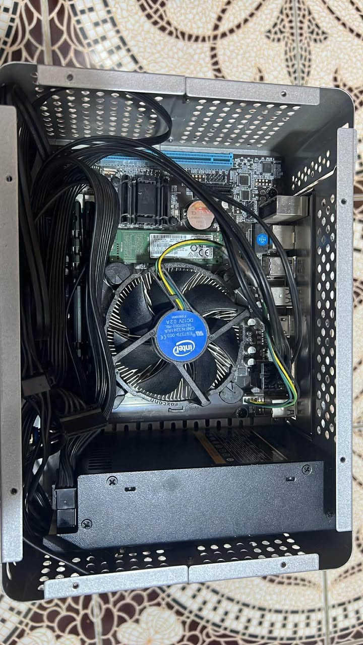 المعالج:Intel Core i5-4460 3.20GHz
البورد H81
الرام:16GB (2×8) - DDR3  
الهارد:. M.2 SSD 128G
كارت الشاشة: كارت مدمج مع المعالج
باور سبلاي: 450W
كيس ميني صغير جدا
بدون ملحقات فقط كيبل التشغيل كربلاء, العراق


**إذا كنت صاحب هذا الإعلان وتريد حذفه لأي سبب، رجاءا أرسل رسالة إلى الدعم الفني**