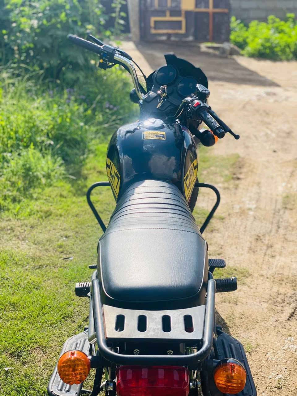 للبيع. دايوان موديل 2025كفاله كفاله✅مكينه 200السعر 1300 دراجه جبلي /***********
