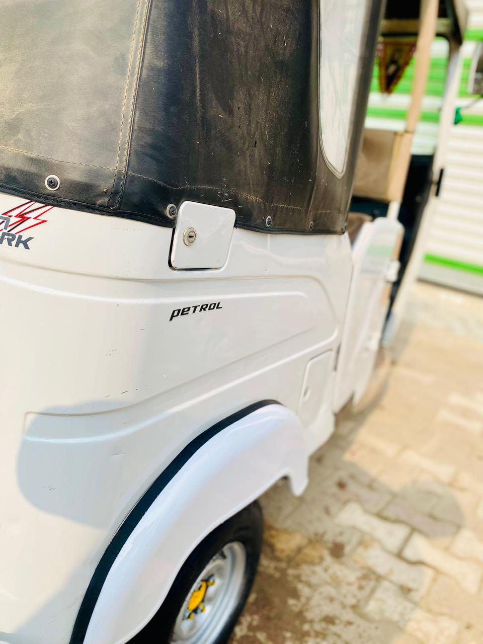 تكتك مديل 22كفاله عامه كشر ومكينه ترايه زيرو رقم وسنويه 
رقم ***********
