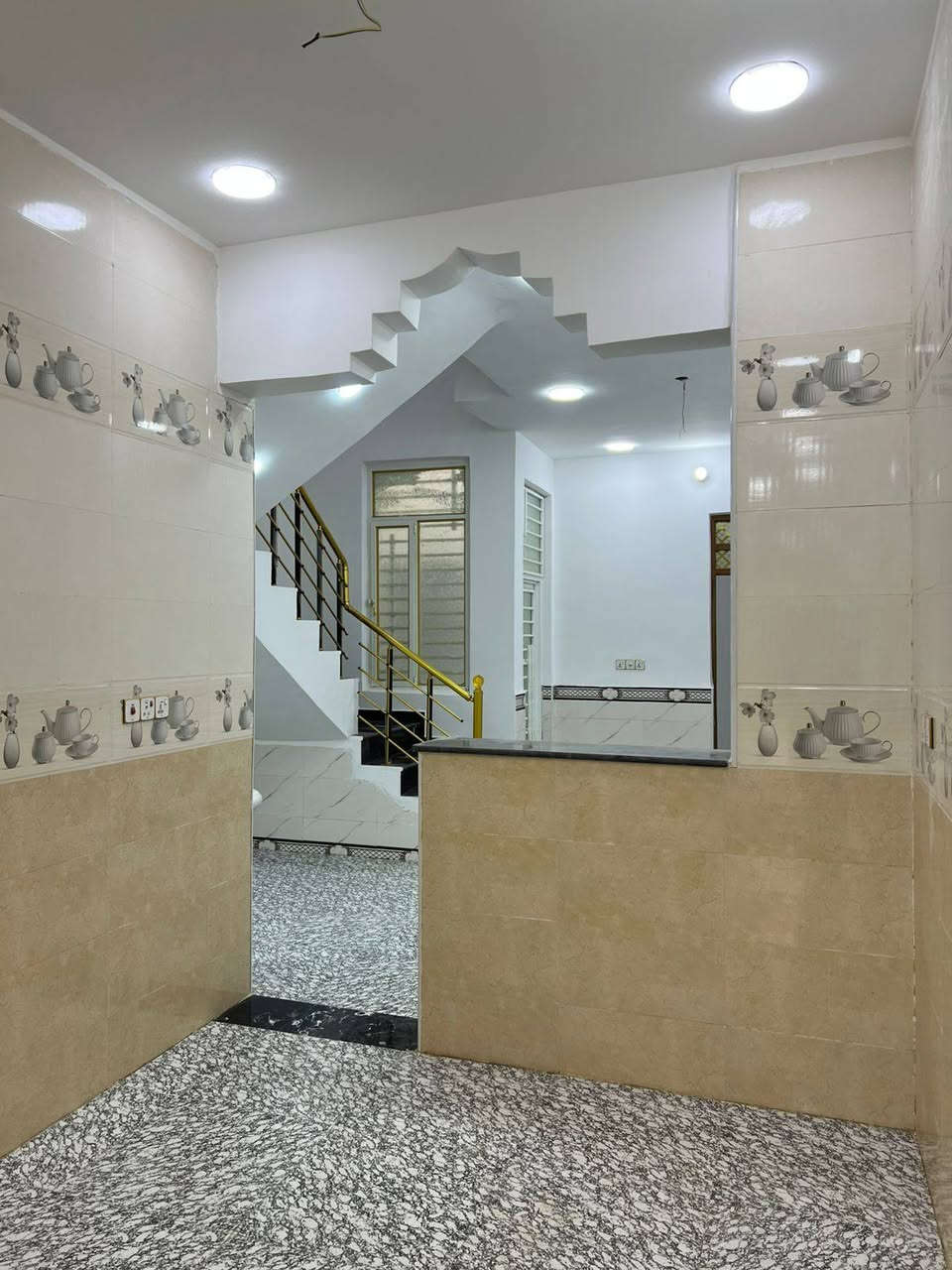 دار للبيع حي الغدير قرب الفلكه مال قاضي المساحة 100متر الإستفسار تصال ***********
@إشارة
