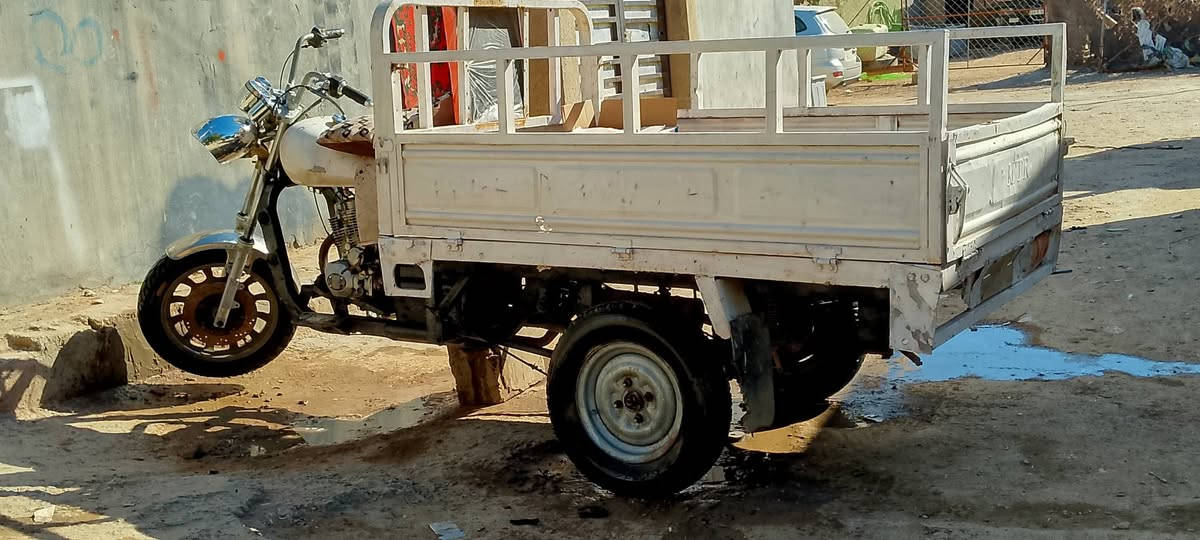 السلام عليكم شباب ستوته  جمره للبيع موديل 2013مكينه 25 كفاله عامه كهربائيات كله شغال نكره سلف تخم تاير جديد دبلات شغالات اكسن ستوته مكفوله من كلشي لمكان  ماكينه 550وبيه مجال لشراي مكاني بابل مستعجل على البيعه هذا رقمي الاتصال فقط الخاص مغلق***********
