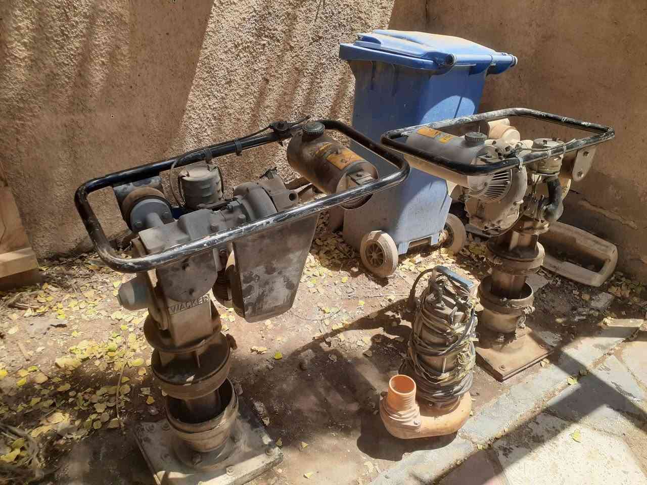 حادلات عدد ٢ للبيع مع غاطس كهرباء ١٥٠ الوحدة وبيهن مجال


**إذا كنت صاحب هذا الإعلان وتريد حذفه لأي سبب، رجاءا أرسل رسالة إلى الدعم الفني**