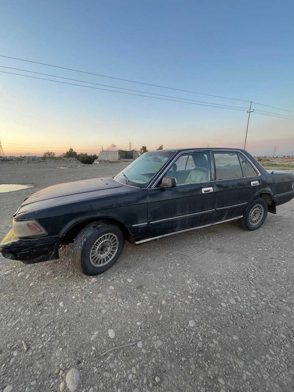 سلام عليكم للبيع سيدان موديل 88 محرك ملكه 3000 كير اكسل بالشرط صدر امامي خلفي كله جديد الكير قبل شهر شاده جديد سياره عوزها سمكره وصبغ ميكانيكها جاهز على 24 حبايه سعرها 25 ورقه وبيها مجال مكانها كركوك الحولي مكلف بالنشر وهذا رقم راعيها ‏‪0775 311 7630‬‏
