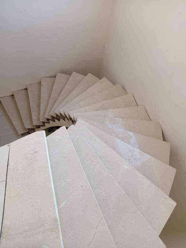 السلام عليكم اخوتي الكرام
شعارنا لسنا وحيدون ولكننا متميزون 
خلفات مصرية لتطبيق كافة أنواع السيراميك والبورسلين والكاشي والمرمر ، شغل فوق الممتاز وع الجضبان وبافضل دقة والتميز ، نتمني مساعدتكم بكل فخر لاخواننا ف العراق والمدينة 
للاستفسار : ***********
