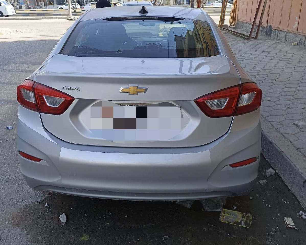 السلام عليكم شوفرليت كروز موديل 2019LT تيربو
السياره جاهزه مابيهه كل نقص
هزه جديده  رقم انكليزي بإسمي نجف تحويل ثاني يوم سنويتها ل2031  
 بيها طخة بباب السايق بالعراق وضربة بالبچم بأمريكا   
ماشيه 149km الف
كير مكينه صدر تبريد تدفئه كلهه مكفوله تراي وين ميعجبك 
مكانهه النجف حي الحسين 
موصفات تحكم جهتين 

لايت اوتو 

موصفات لLTلمعروفه
محرك1400تيربو كير ATاوتو
سعرها 77 وبيها مجال


**إذا كنت صاحب هذا الإعلان وتريد حذفه لأي سبب، رجاءا أرسل رسالة إلى الدعم الفني**